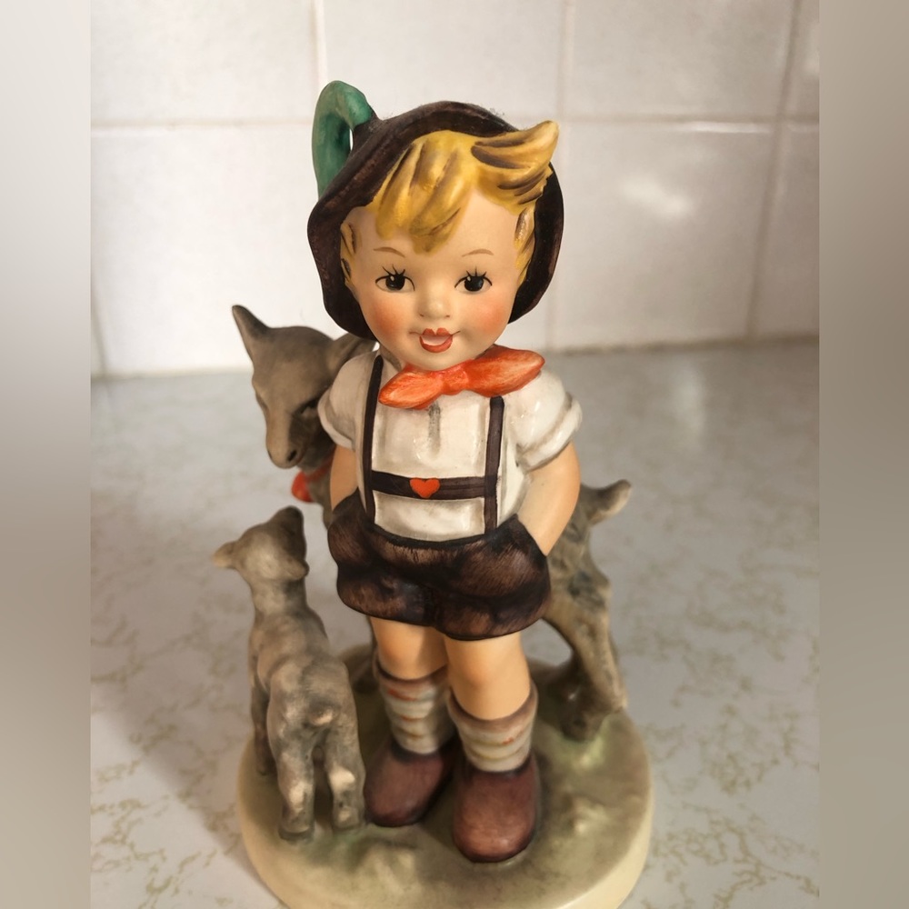 Vintage Hummel